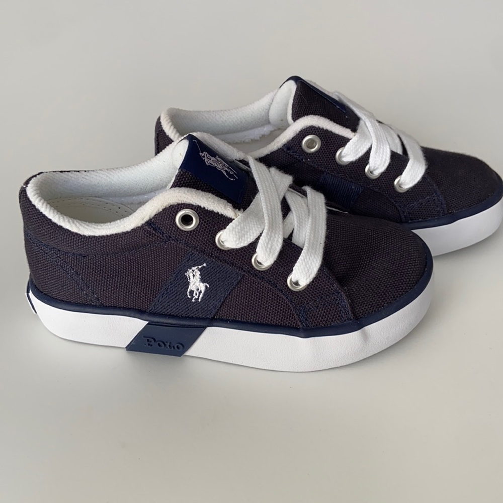 Like New Boys Preschool Canvas Sneakers in Navy, Giles Lace Up Size 8